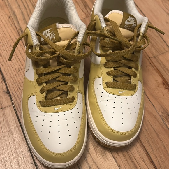 Men’s AF1 size 8.5 - Picture 2 of 5